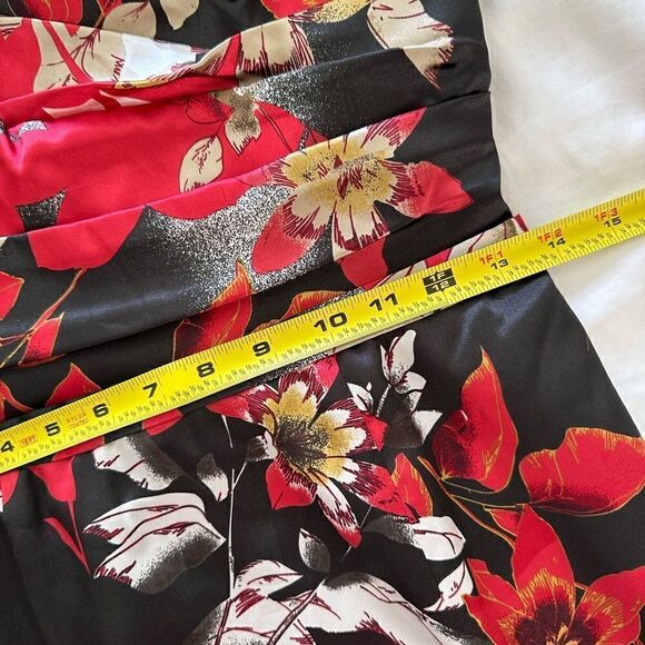 Elie Tahari Flower Ombré Pleated Print Dress size 4 like new - Picture 4 of 5